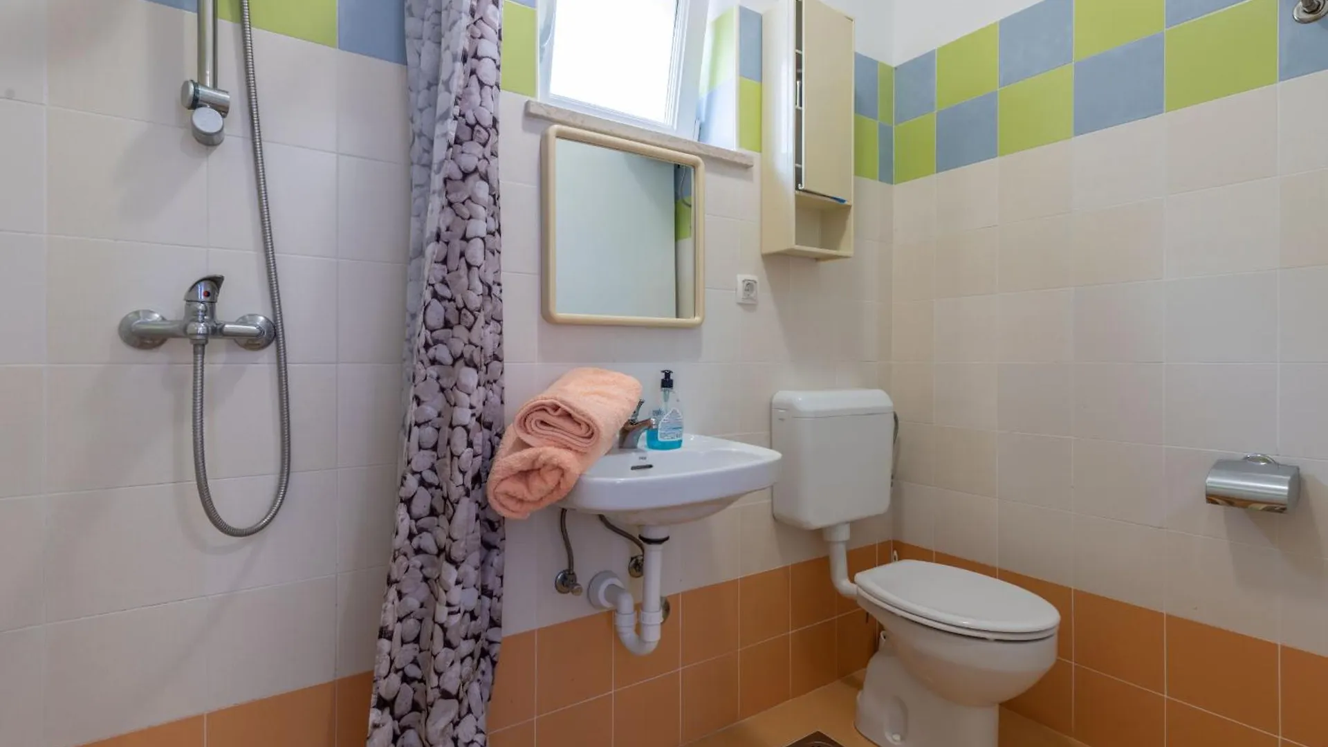 Relaxing Garden Apartments Labin - Indira